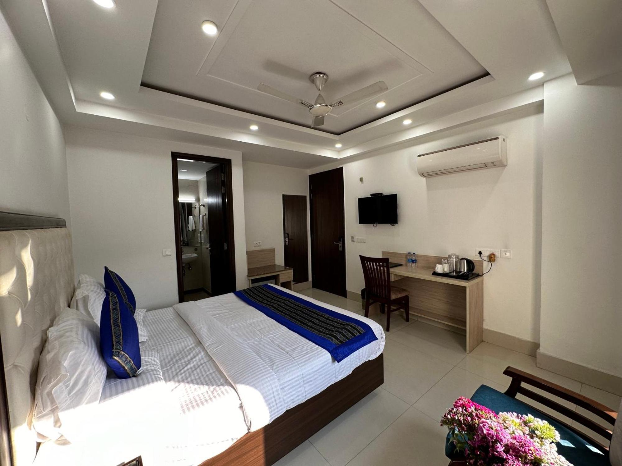 Lemon Residency - And Serviced Hotel